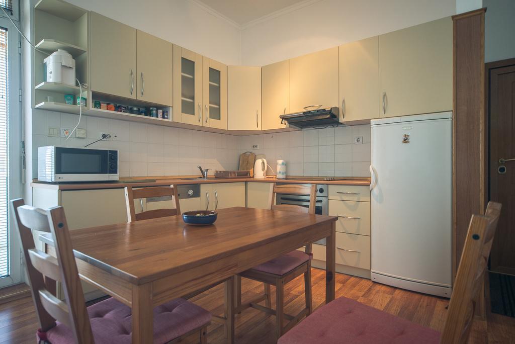 Apartment Kruna Center Podgorica Buitenkant foto